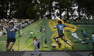 Μαραντόνα: Για πάντα στη μνήμη και στο δέρμα – Αμέτρητα τατουάζ από τους θαυμαστές! (photos)