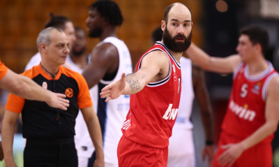 Σπανούλης: «Να παλεύουμε σαν Ολυμπιακός» (video)