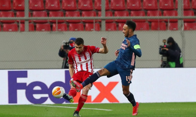 Ολυμπιακός-Άρσεναλ: Το μήνυμα του Ομπαμεγιάνγκ στον Παπασταθόπουλο