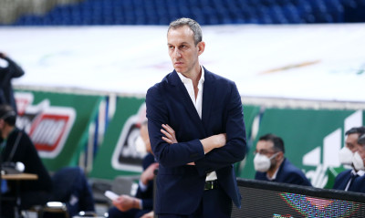 Κάτας: «Δεν θέλουμε να ρισκάρουμε με Νέντοβιτς, μου αρέσει η συμπεριφορά του Χεζόνια»