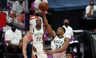 NBA: Σπουδαίος Γιάννης - Νίκη για Μπακς (video+photos)