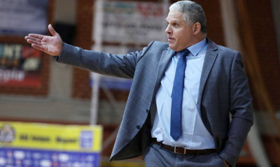 Περιστέρι-Μανωλόπουλος: «Ο Μπουρούσης είναι παλικάρι»