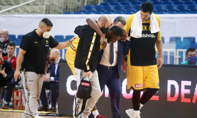 Επειγόντως «ευχέλαιο» στην ΑΕΚ: Χτύπησε και ο Μόουζες