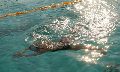 Καταγγελία-σοκ: Παράγοντας της κολύμβησης κακοποιούσε κορίτσια 10 ετών για δύο χρόνια