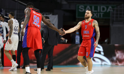 Ρεάλ - ΤΣΣΚΑ 89-96: Με δίδυμο «φωτιά» Τζέιμς και Κλάιμπερν πέρασε από τη Μαδρίτη