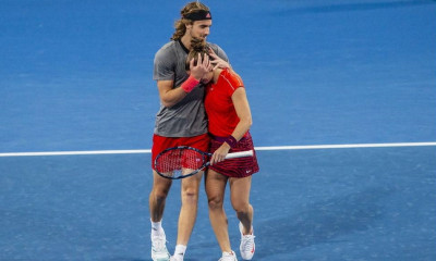 Παραμένουν σταθεροί Τσιτσιπάς-Σάκκαρη (photos)