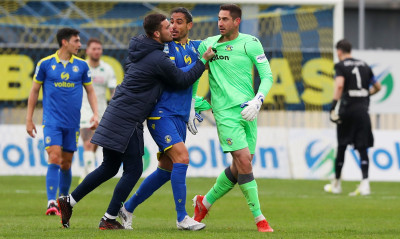 Super League: Πρόστιμο σε Ολυμπιακό, Αστέρα Τρίπολης