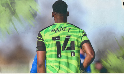 Φρικιαστικός τραυματισμός ποδοσφαιριστή: Έσπασε όλα τα δάχτυλα του χεριού του (ΣΚΛΗΡΕΣ ΕΙΚΟΝΕΣ)