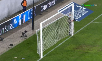 Απίστευτο σκηνικό στο Ελβετία-Λιθουανία - Άλλαξαν ολόκληρο το τέρμα πριν τη σέντρα