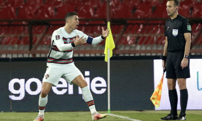 Απολογήθηκε ο διαιτητής που «έδιωξε» τον Ρονάλντο από το γήπεδο (video+photos)