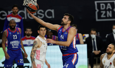 Ρεάλ Μαδρίτης-Αναντολού Εφές 83-108: Την ισοπέδωσε!