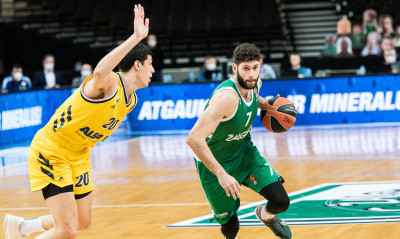 Ζαλγκίρις Κάουνας-Άλμπα Βερολίνου 96-86: Με ασταμάτητο Λεκαβίτσιους συνεχίζει να ελπίζει