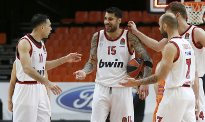 Ε τότε, να μείνουν όλοι!