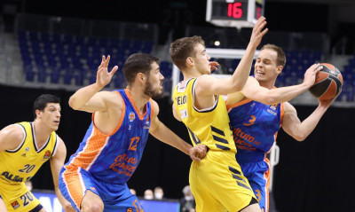 Άλμπα Βερολίνου - Βαλένθια 86-90: Ασταμάτητος Πρέπελιτς οδήγησε τις «νυχτερίδες» (photos)