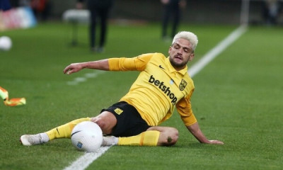 Άρης: Ο Σάκιτς έβαψε τα μαλλιά του ροζ και θυμίζει... Νεϊμάρ (pics)