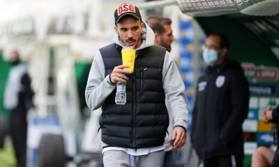 Παναθηναϊκός: Σε Μόναχο και Μπολόνια για τον τραυματισμό του ο Κουρμπέλης! (Photos)