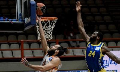 Basket League: «Μονομαχία» στο Περιστέρι