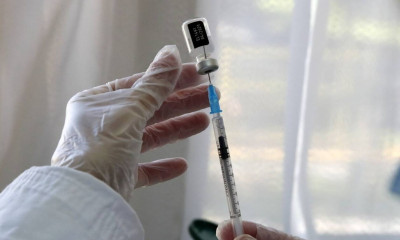 Κορονοϊός: Για πόσο καιρό παρέχει ανοσία το εμβόλιο - Φόβος για τις ομοιότητες με την γρίπη