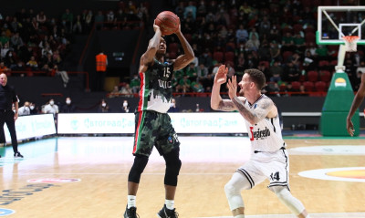 Ούνικς Καζάν-Βίρτους Μπολόνια 85-81: «Ζωντανοί» οι Ρώσοι του Πρίφτη παρά τα «όργια» Μπελινέλι