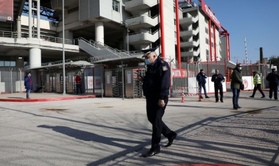 Ολυμπιακός-Παναθηναϊκός: Επεισόδια και ξύλο, τραυματίας αστυνομικός σε «άδειο» γήπεδο (photos)