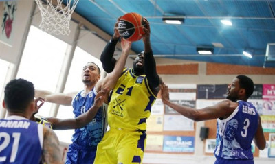 Λαύριο-Ηρακλής 105-77: Τον νίκησε και του ψαλίδισε τις ελπίδες για οκτάδα