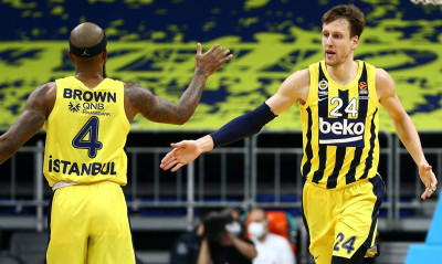 Χτυπήθηκε από τον κορονοϊό και η Φενέρμπαχτσε - Ανακοίνωσε πέντε κρούσματα