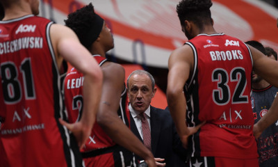 Το ντέρμπι η Αρμάνι Μιλάνο