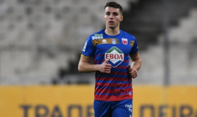 ΝΠΣ Βόλος: «Σειρήνες» από το εξωτερικό για Δουβίκα - Η πρόταση στον Έλληνα άσο (photos)