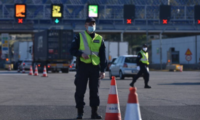 Πάσχα στο χωριό: Η «Βαβέλ» των λοιμωξιολόγων! Παίζουν την… κολοκυθιά με το άνοιγμα των μετακινήσεων