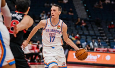 Ποκουσέφσκι: Η εμφάνιση στην Τάμπα κόντρα στους Ράπτορς