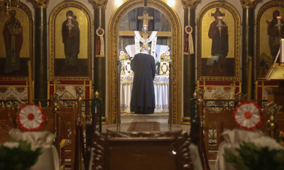 Πάσχα 2021: Ανάσταση στις 9 με πιστούς και πασχαλινό τραπέζι με self test- Τι εισηγούνται οι ειδικοί