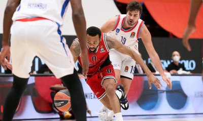 Αρμάνι Μιλάνο: Μήνυμα παραμονής από Πάντερ