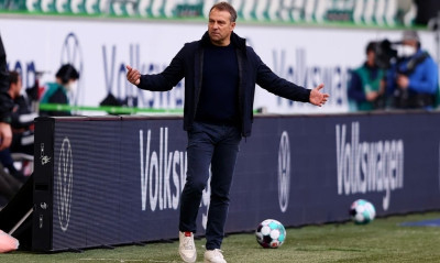 Μνηστήρας έκπληξη για Φλικ! (Photos)