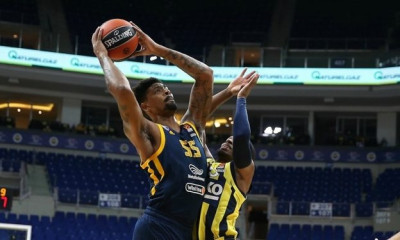 Μακάμπι Τελ Αβίβ: Σενάρια για Μίκι