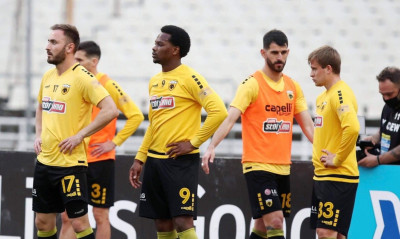 ΑΕΚ: Με Σάκχοφ, Τάνκοβιτς στο Φάληρο - Η «κιτρινόμαυρη» αποστολή