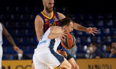 Euroleague: MVP Πάνγκος και Ντέιβις (vids)