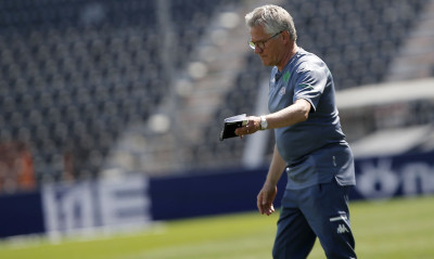 Έξω φρενών ο Μπόλονι για διαιτησία-«Σε λίγο θα φέρουν διαιτητές απ’ την Μογγολία»!