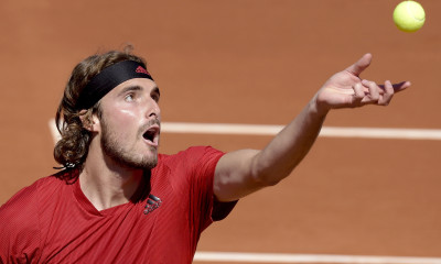 Στέφανος Τσιτσιπάς: Η απογοήτευση και το standing ovation των Ισπανών (videos)