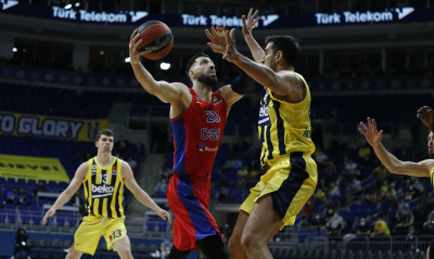 Φενέρμπαχτσε - ΤΣΣΚΑ Μόσχας 68-85: Με «σκούπα» και «όργια» Κλάιμπερν στο Final-4 (videos+photos)