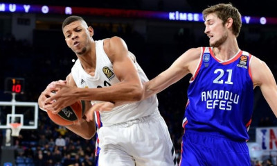 Ρεάλ: Δεν παίζει πάλι ο Ταβάρες!