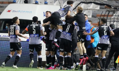 ΠΑΟΚ: Έτσι τους «έφτιαξε» ο Βιεϊρίνια - Η ομιλία... τελικού με την ΑΕΚ (photos+video)