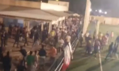 Τρομερά επεισόδια σε αγώνα στη Σεβίλλη με 15 τραυματίες (video)