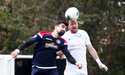 Football League: Τρίτη νίκη για Σαντορίνη