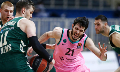 Μπαρτσελόνα: Με μείωση θέλει να κρατήσει τον Αμπρίνες