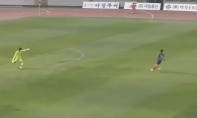 Απίθανο γκολ από τερματοφύλακα - Σκόραρε από την εστία του (video+photos)