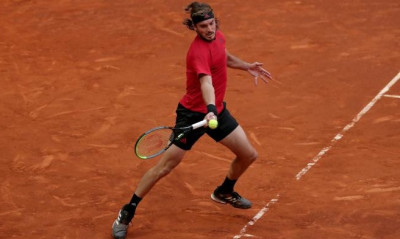 Στέφανος Τσιτσιπάς: Πρόκριση στους «16» της Ρώμης