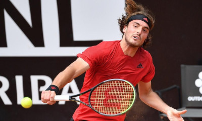 Στέφανος Τσιτσιπάς: Με Τζόκοβιτς στους «8» του Όπεν Ρώμης (videos)