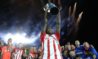 Μπρούμα: «Χαρούμενος στον Ολυμπιακό, σέβομαι την Αϊντχόφεν»!