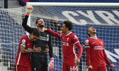 Λίβερπουλ: Η συγκινητική αφιέρωση του Άλισον - Χαμός στον πάγκο μετά το γκολ (video+photos)