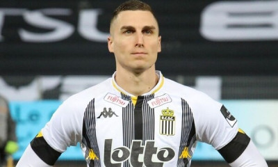 Βράνιες: Η νέα σύντροφός του ασχολείται με την πολιτική και είναι κούκλα (pics)